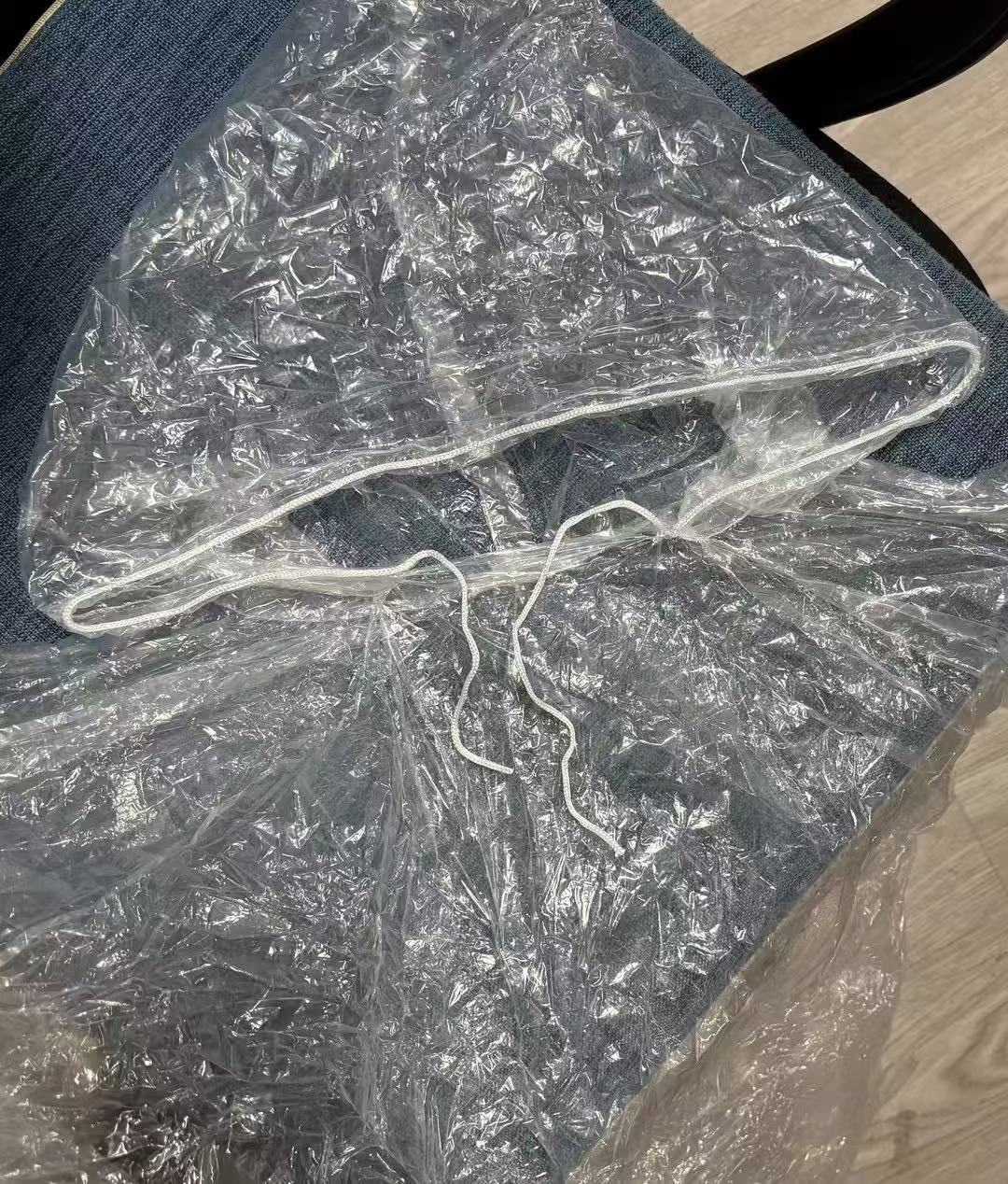 5/10 قطع معطف واق من المطر للا - مراجعة Emergency Poncho Rain وسعره